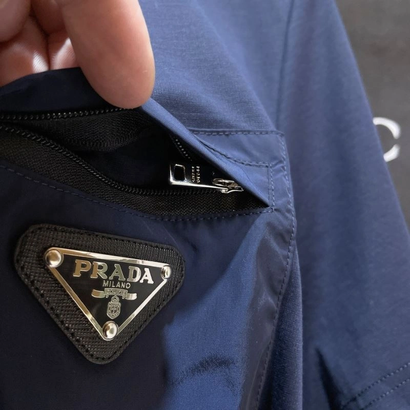 Prada T-Shirts Snug 169673