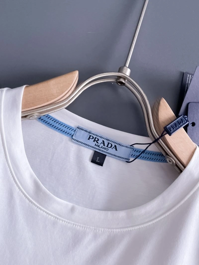 Prada T-Shirts Stylish 169679