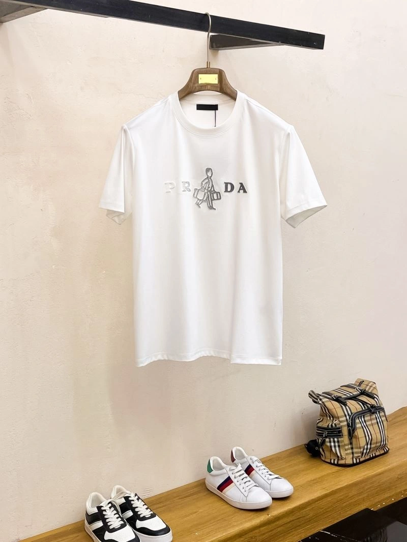Prada T-Shirts Classic 169658