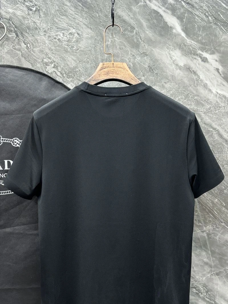 Premium Prada T-Shirts 169682