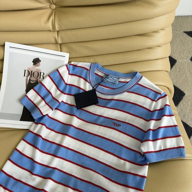 Vibrant Prada T-Shirts 166092