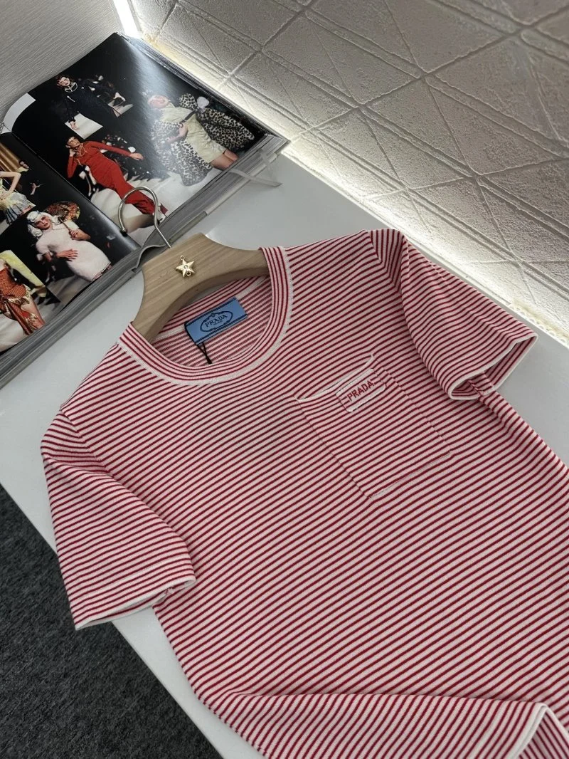 Unique Prada T-Shirts 166132