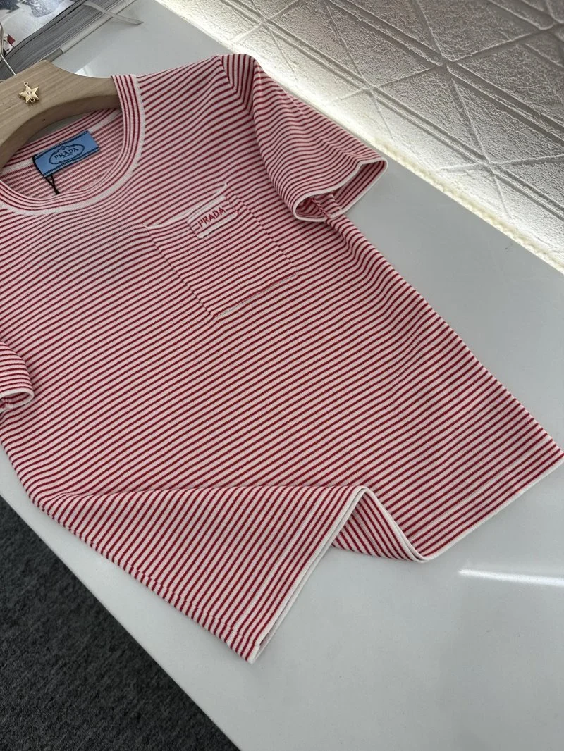 Unique Prada T-Shirts 166132