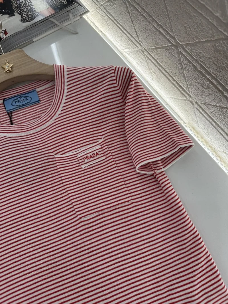 Unique Prada T-Shirts 166132
