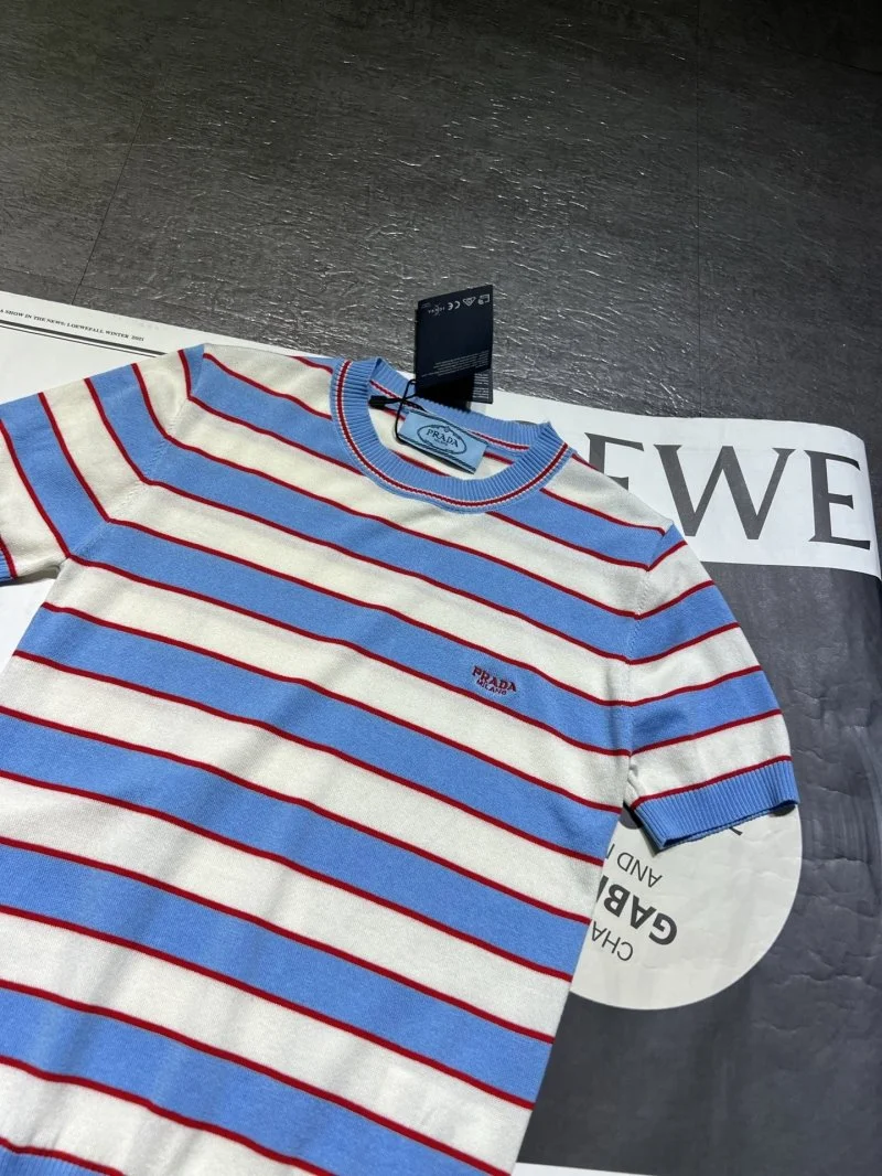 Comfortable Prada T-Shirts 166085