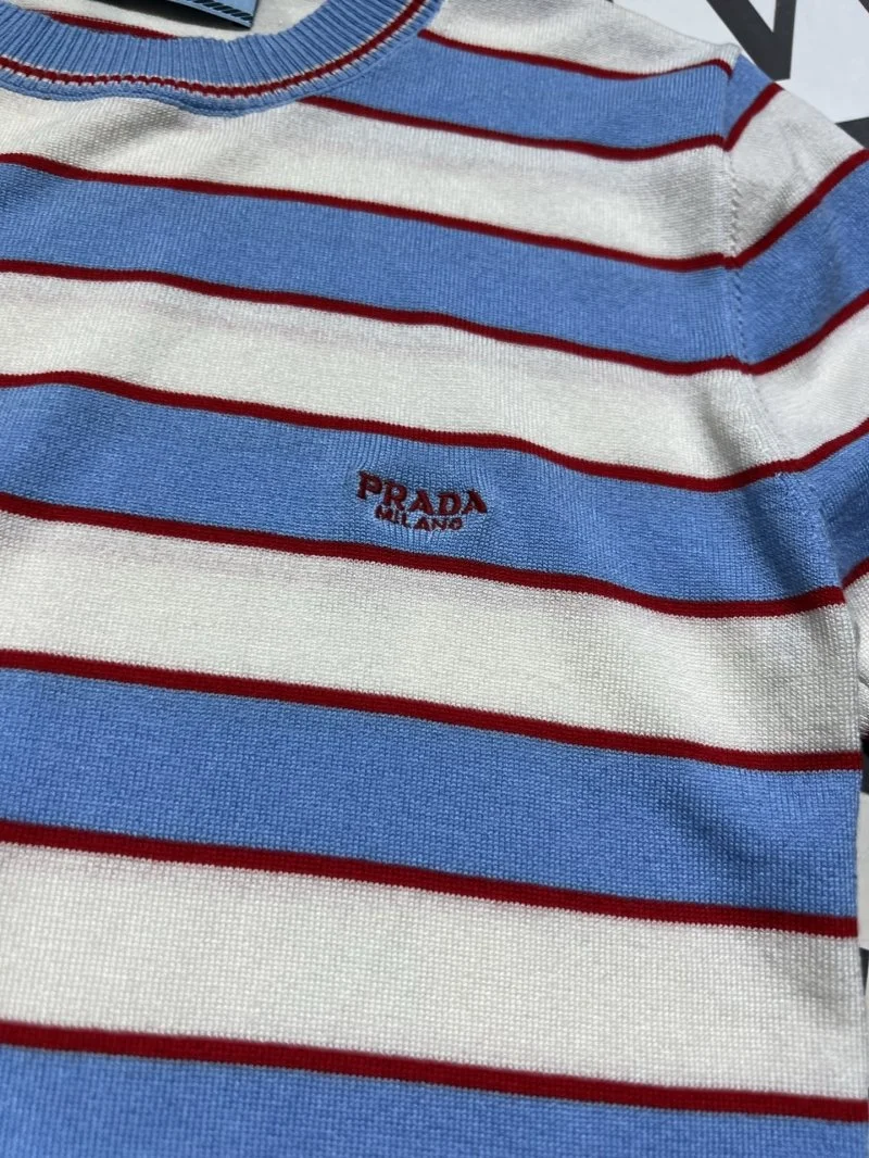 Comfortable Prada T-Shirts 166085