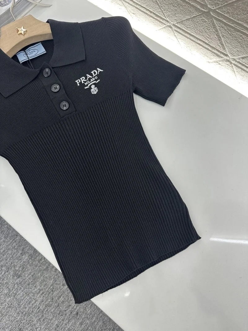 Prada T-Shirts Durable 166080