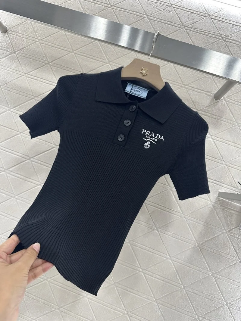 Prada T-Shirts Durable 166080