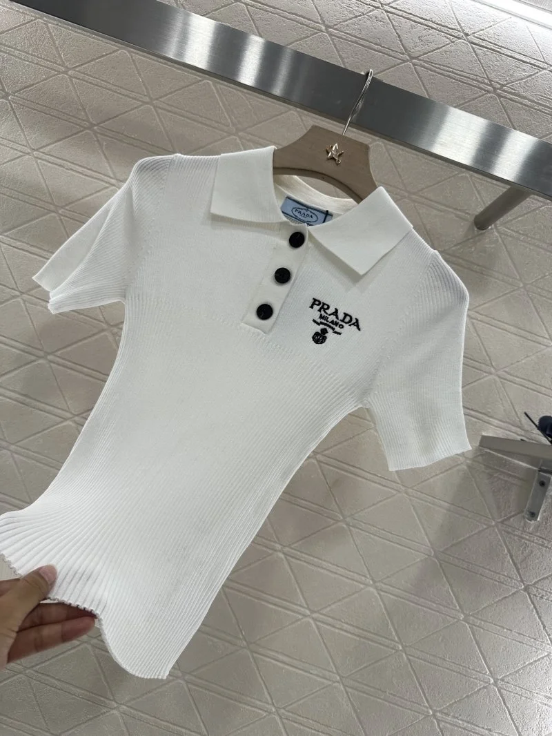 EyeCatching Prada T-Shirts 166121
