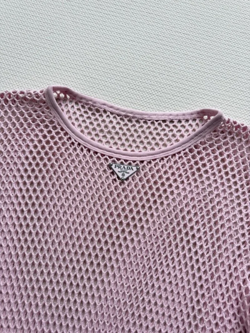 Classic Prada T-Shirts 166068