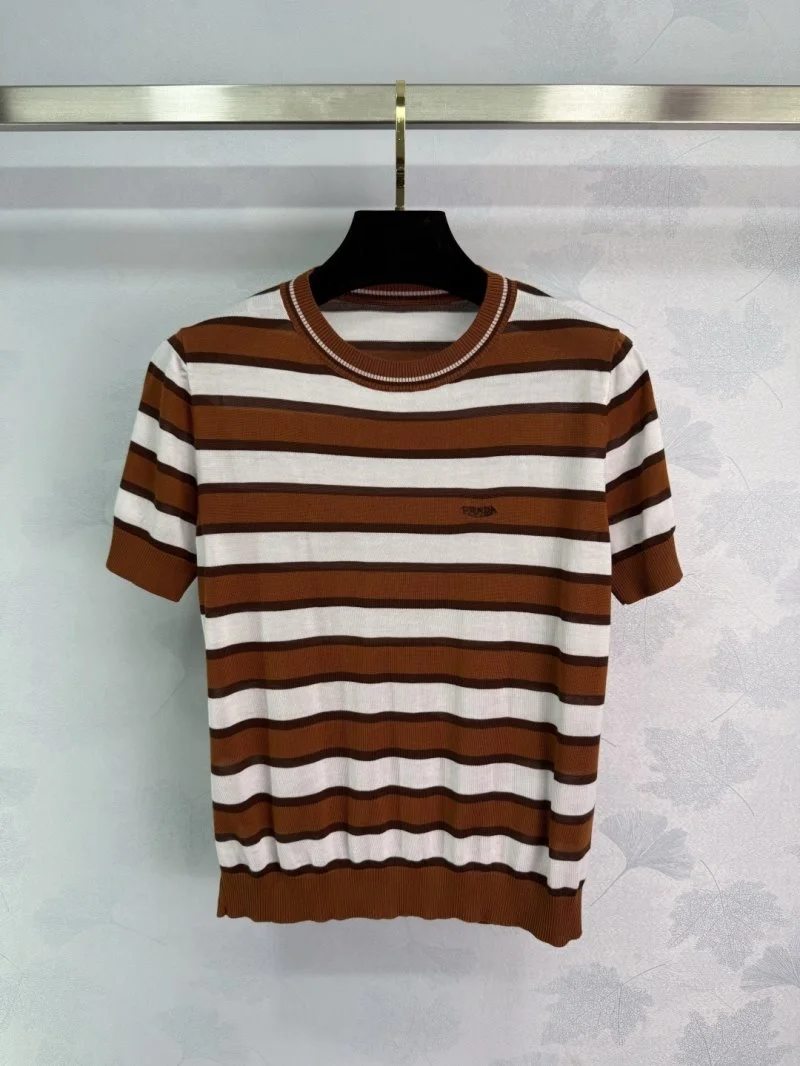 Snug Prada T-Shirts 166074