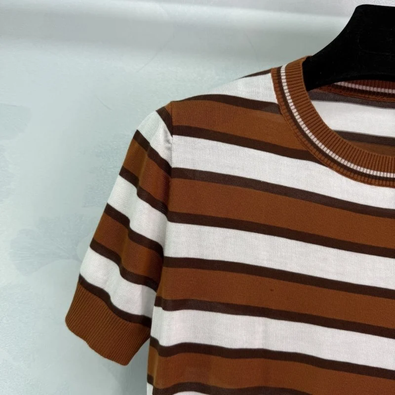 Snug Prada T-Shirts 166074