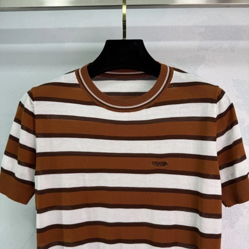 Snug Prada T-Shirts 166074