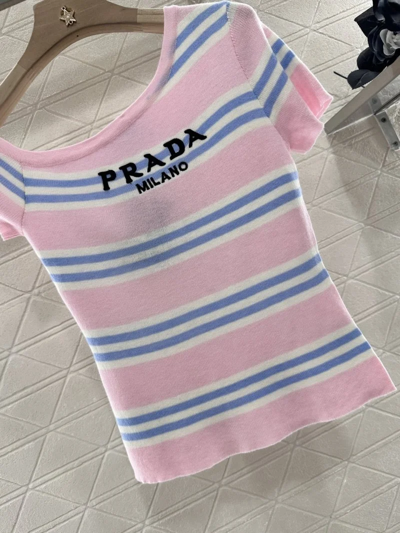 Comfortable Prada T-Shirts 166077