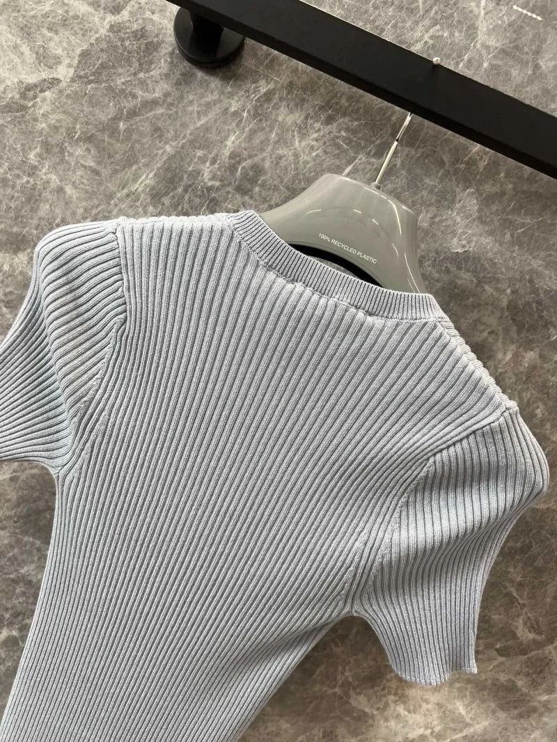 Sustainable Prada T-Shirts 166096