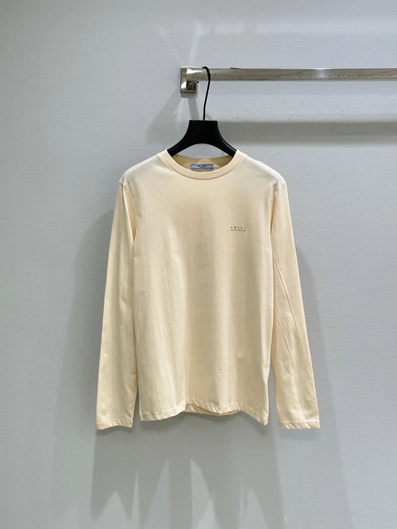 Minimalist Prada T-Shirts 166050