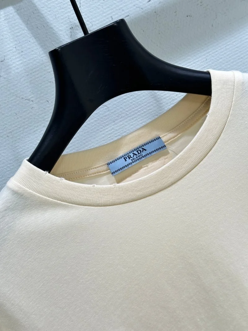 Minimalist Prada T-Shirts 166050