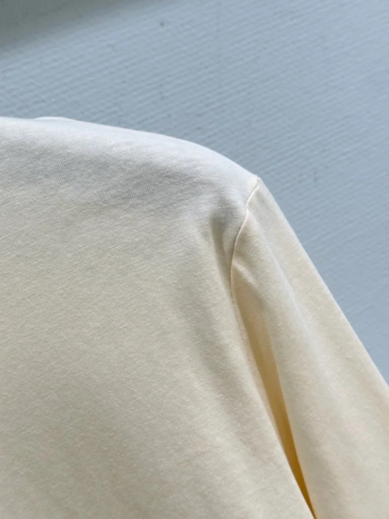 Minimalist Prada T-Shirts 166050