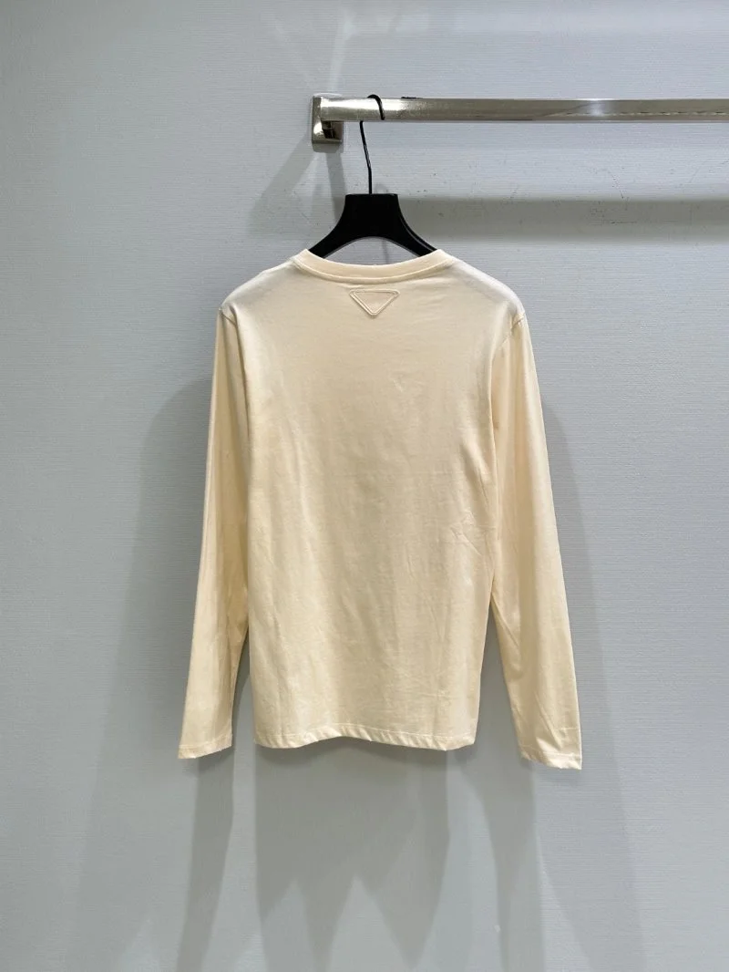 Minimalist Prada T-Shirts 166050