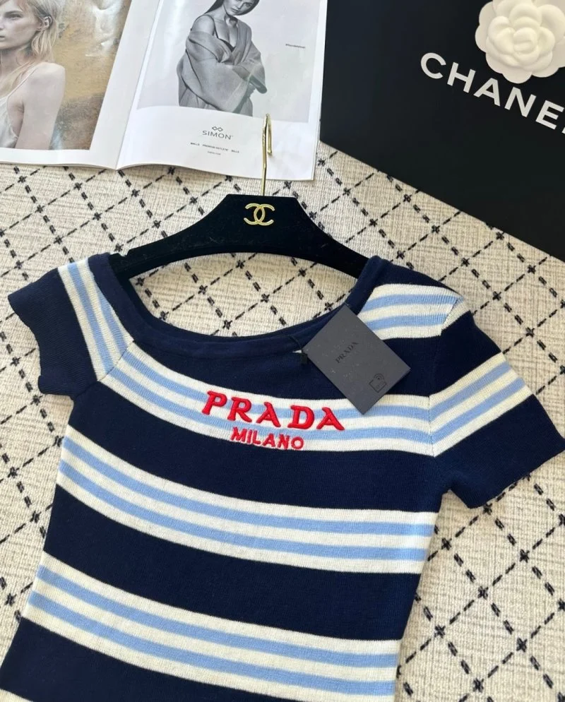 Prada T-Shirts Refined 166493
