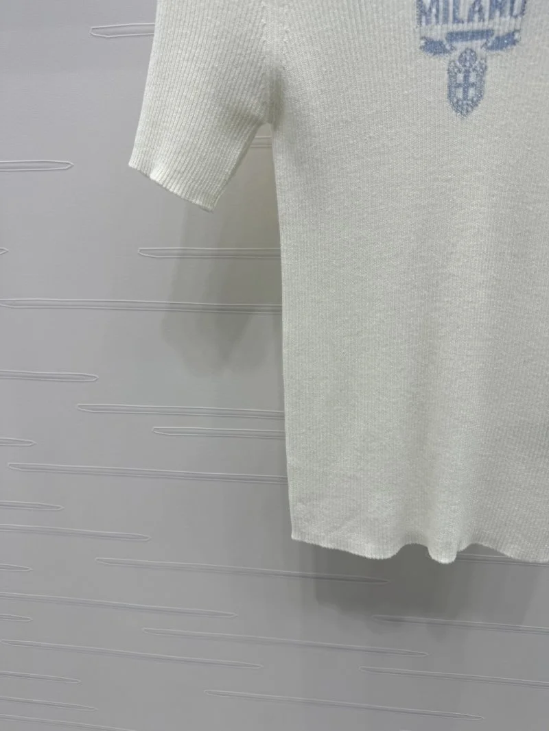 Prada T-Shirts Chic 166538
