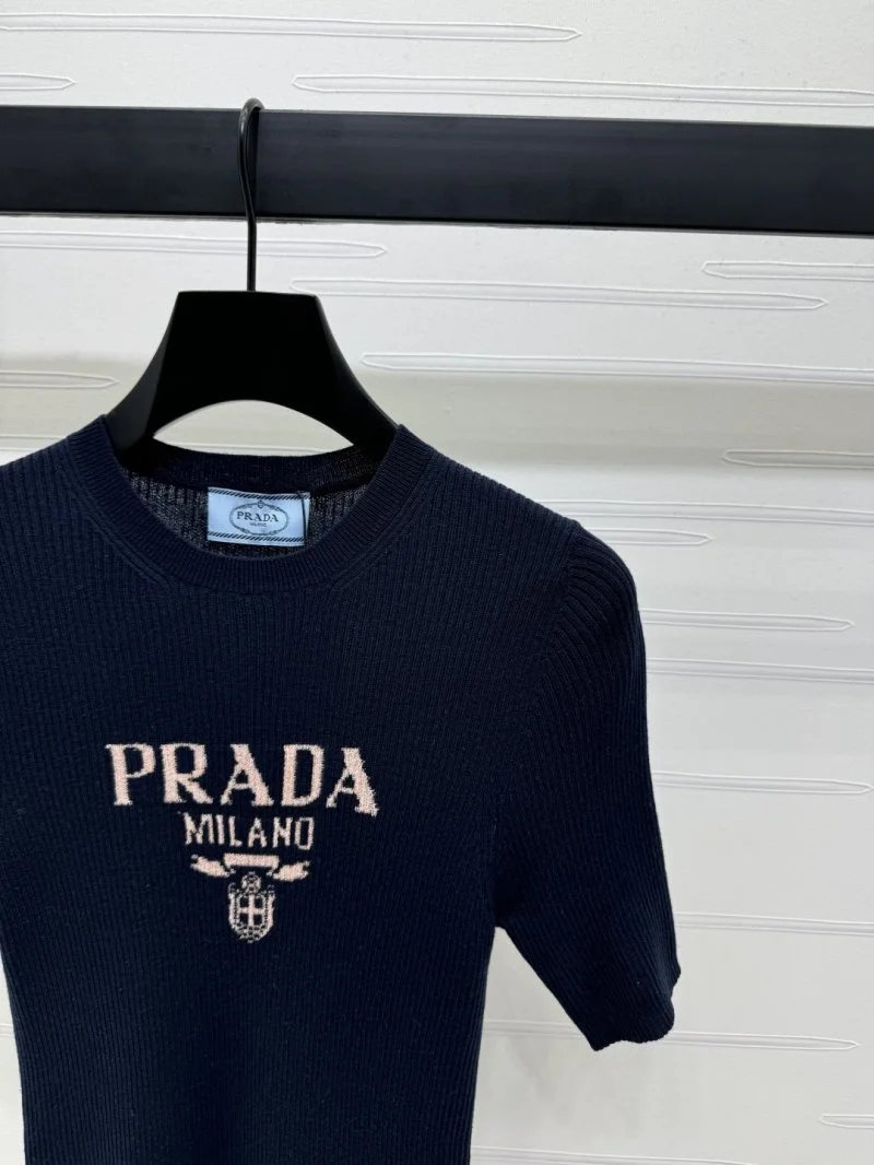 EasyCare Prada T-Shirts 166492