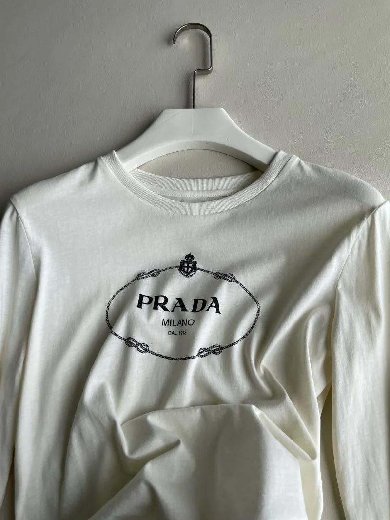 Prada T-Shirts ModernLook 166485
