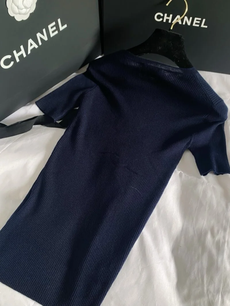 Versatile Prada T-Shirts 166482