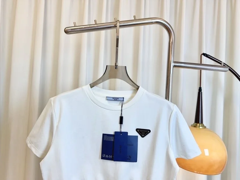 Bold Prada T-Shirts 166468