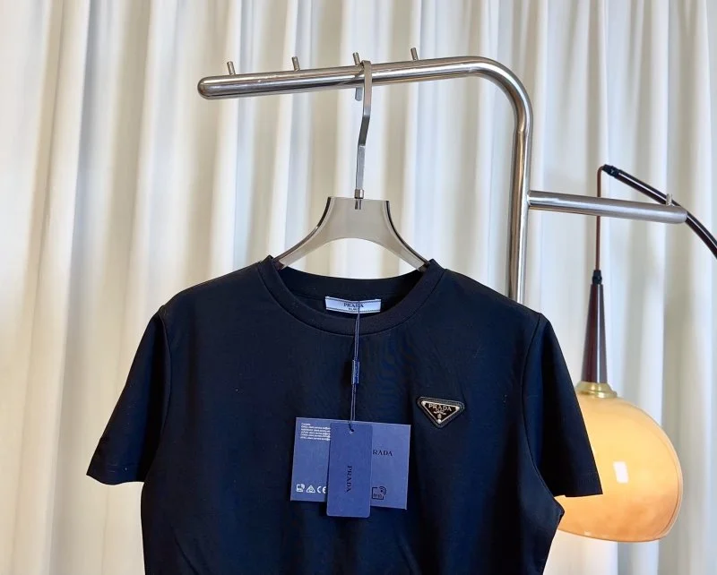 Prada T-Shirts Contemporary 166472