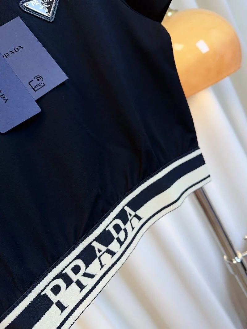 Prada T-Shirts Contemporary 166472