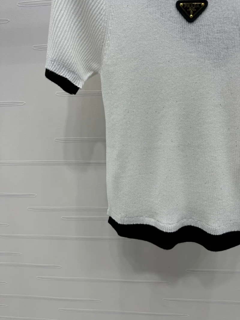 Unisex Prada T-Shirts 166479