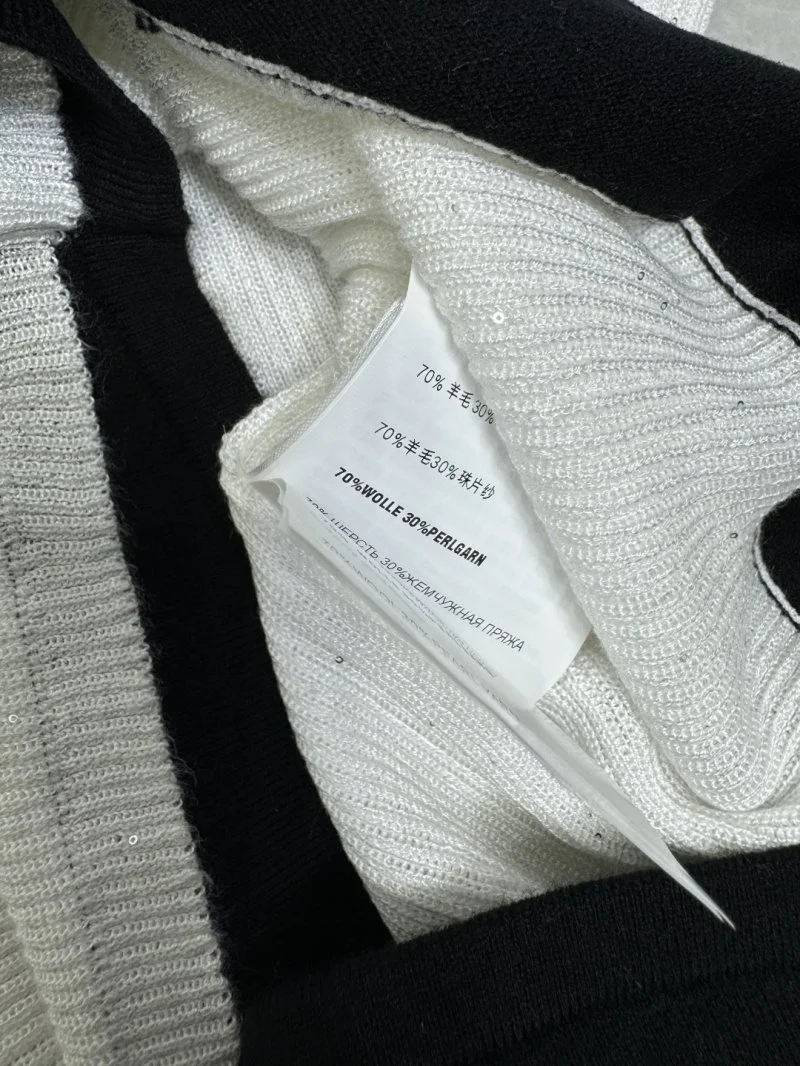 Unisex Prada T-Shirts 166479