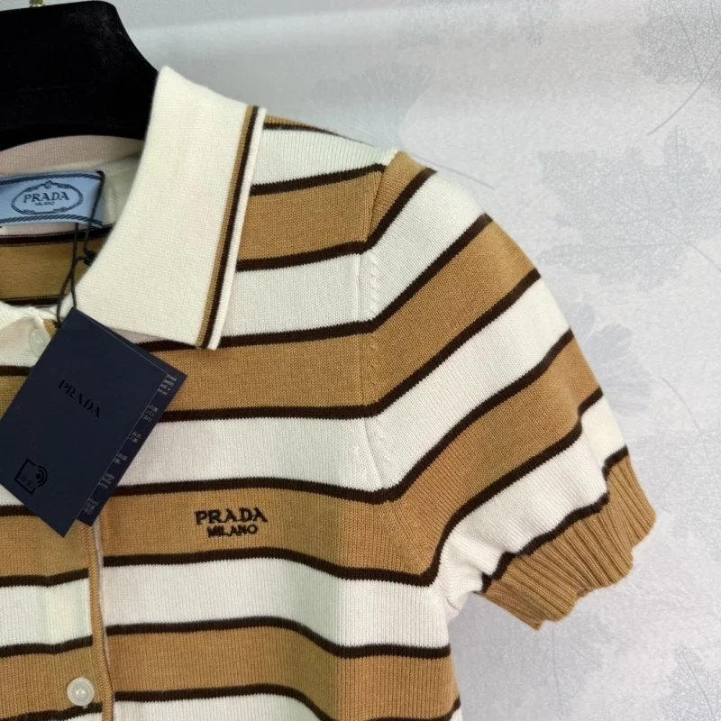 Prada T-Shirts Breathable 166469