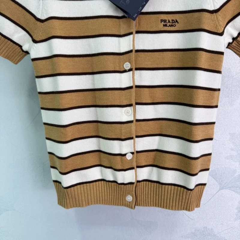 Prada T-Shirts Breathable 166469