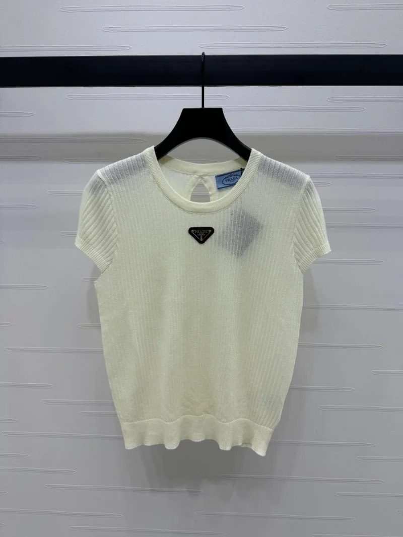 Prada T-Shirts TimelessDesign 166504