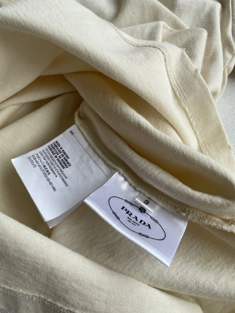 Prada T-Shirts Durable 166453