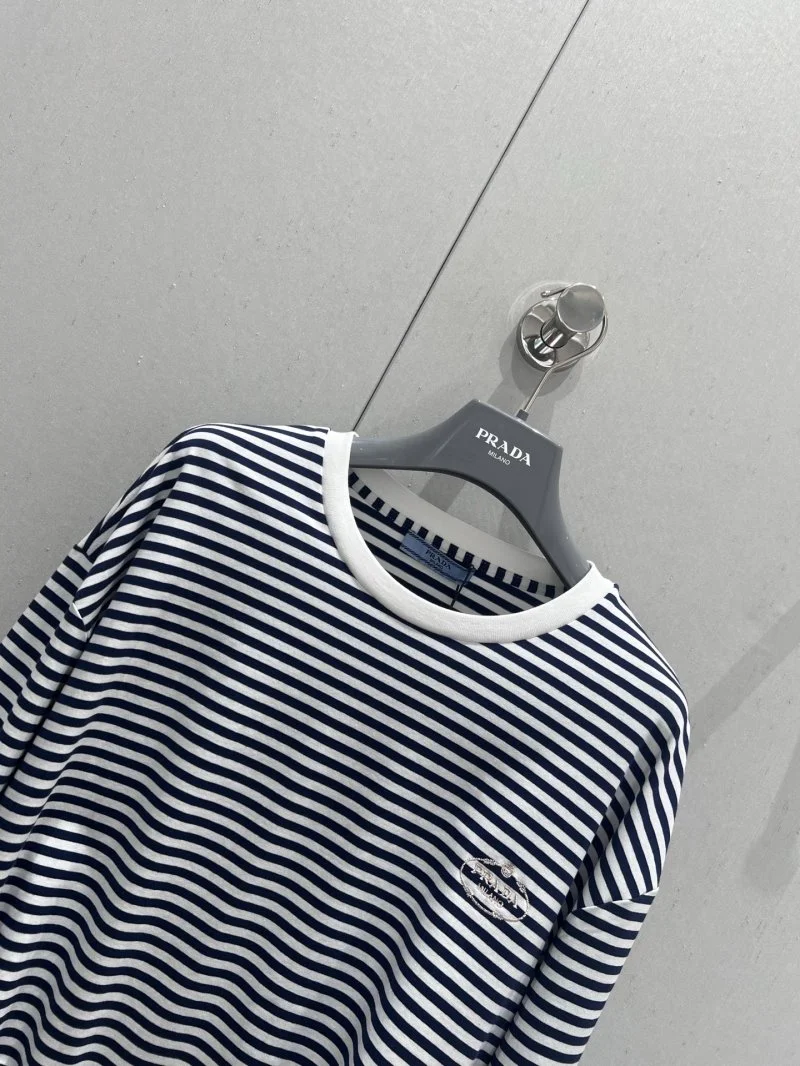 AllSeason Prada T-Shirts 165767
