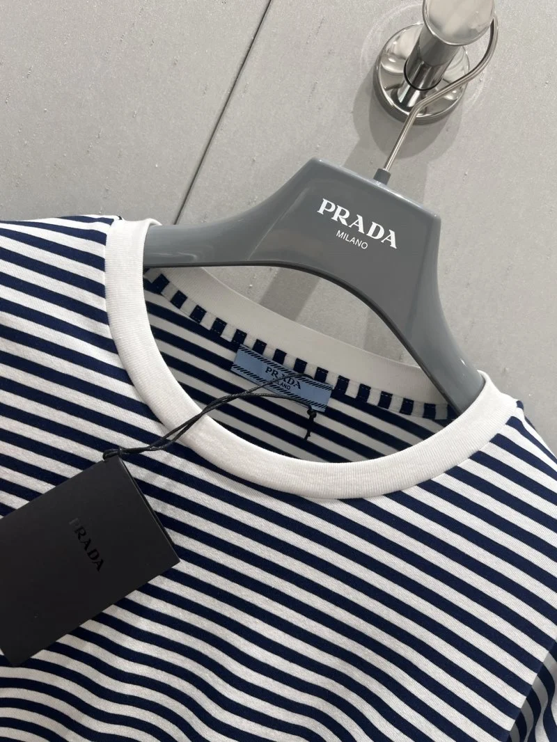 AllSeason Prada T-Shirts 165767