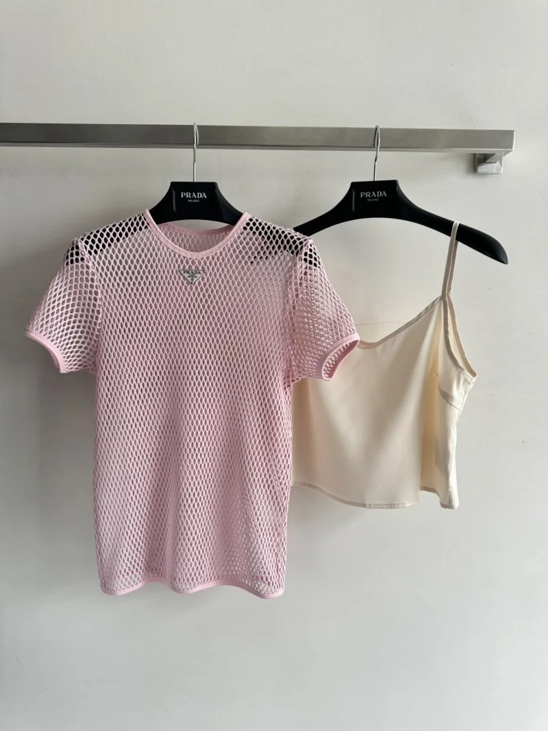 ModernLook Prada T-Shirts 165766