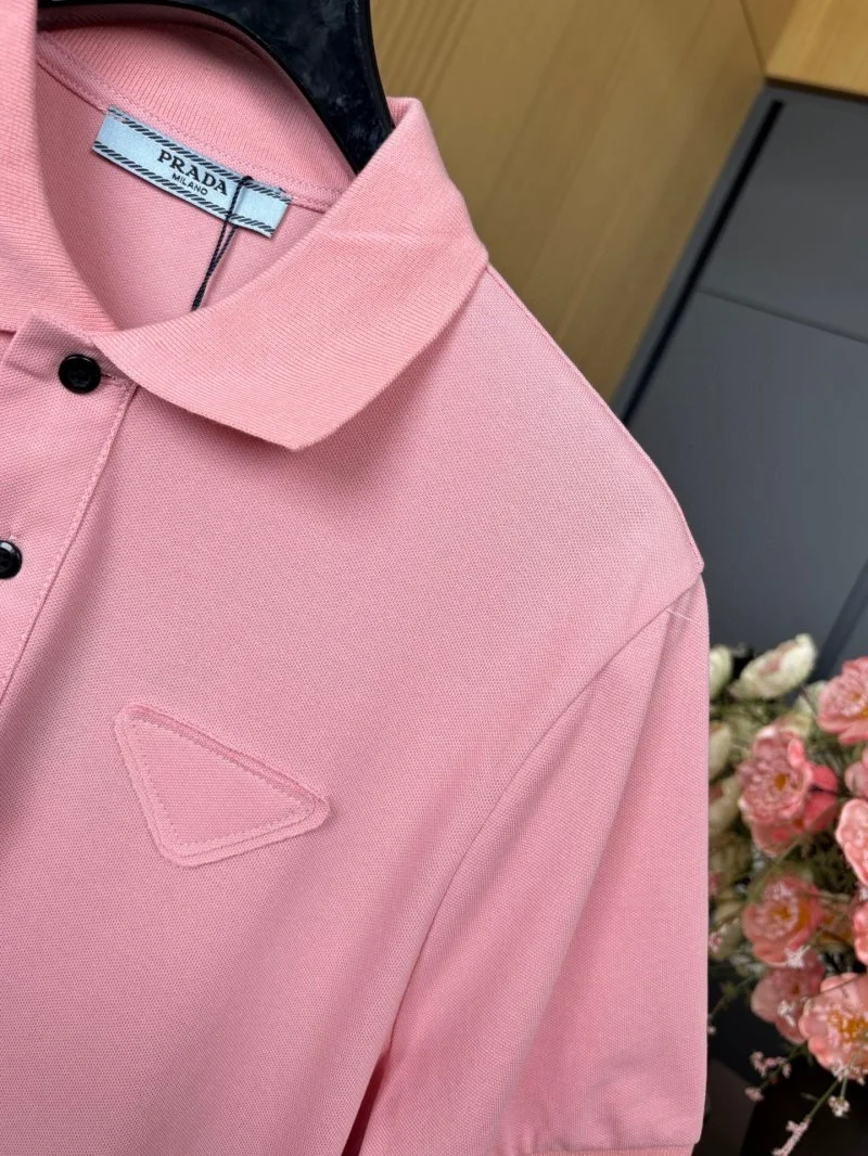 Prada T-Shirts Refined 165761
