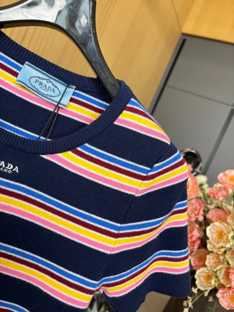Unique Prada T-Shirts 165757