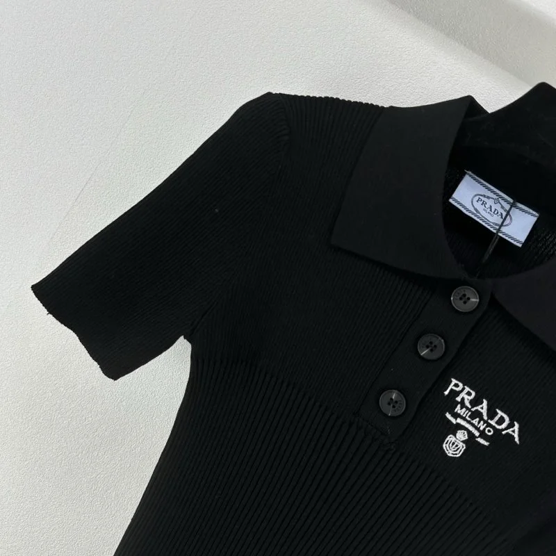 Chic Prada T-Shirts 165790