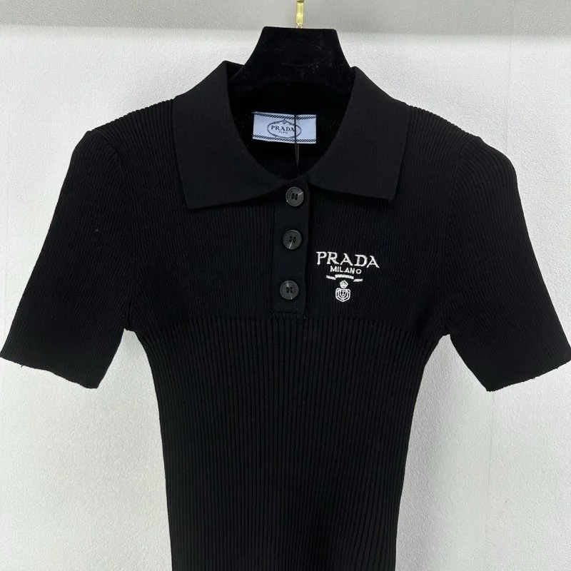 Chic Prada T-Shirts 165790