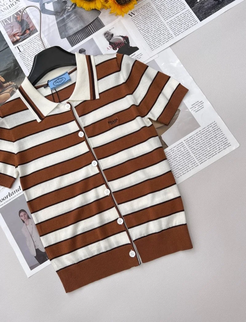 Stylish Prada T-Shirts 165744