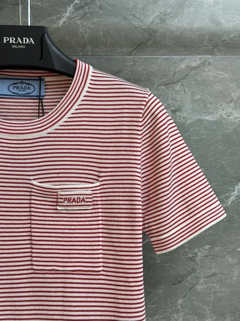 NewStyle Prada T-Shirts 165743