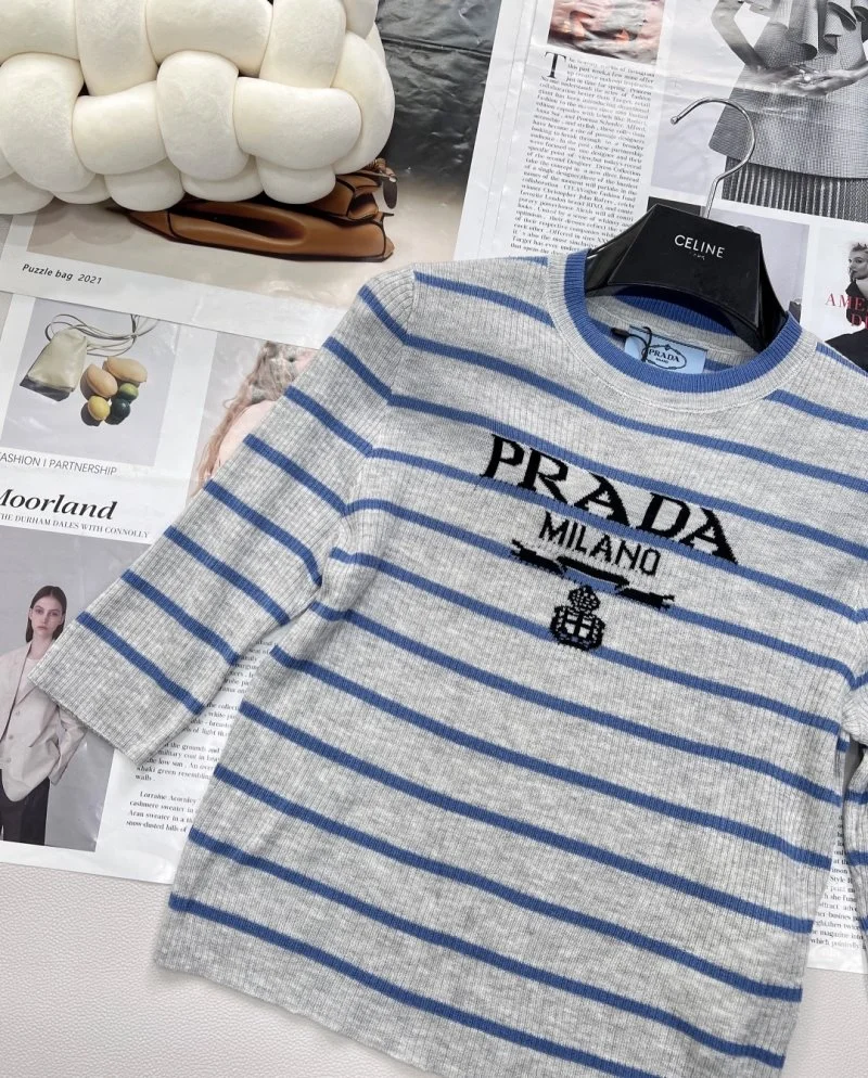 Sleek Prada T-Shirts 165741