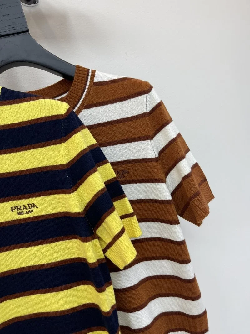 Prada T-Shirts WaterResistant 165783