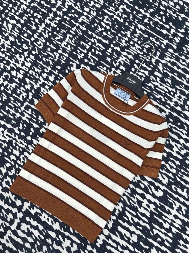 Prada T-Shirts Lightweight 165733