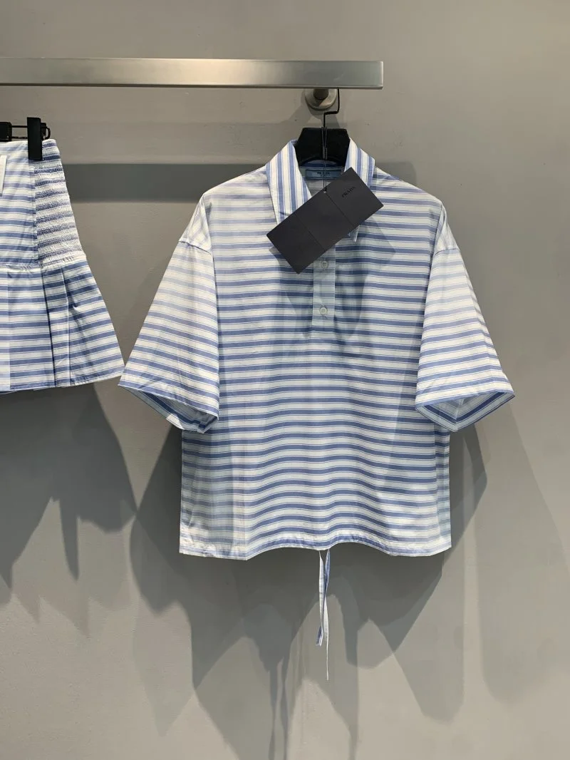 ComfortFit Prada T-Shirts 165735